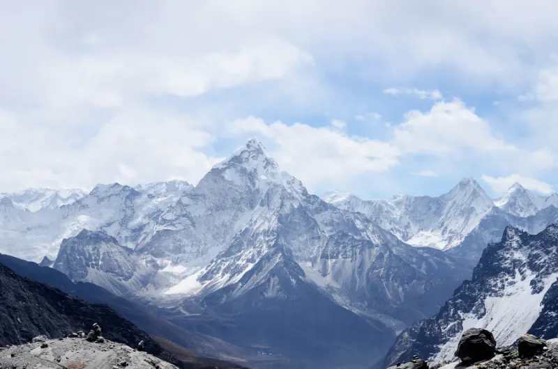 Kedarkantha — illustrative mountain scenery